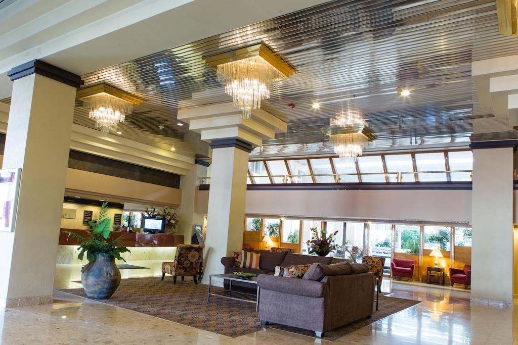 Courtyard By Marriott Toledo West Hotel Exterior foto